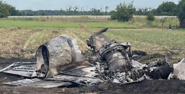 Ukrayna'ya ait 2 savaş uçağı havada çarpıştı: 3 pilot hayatını kaybetti