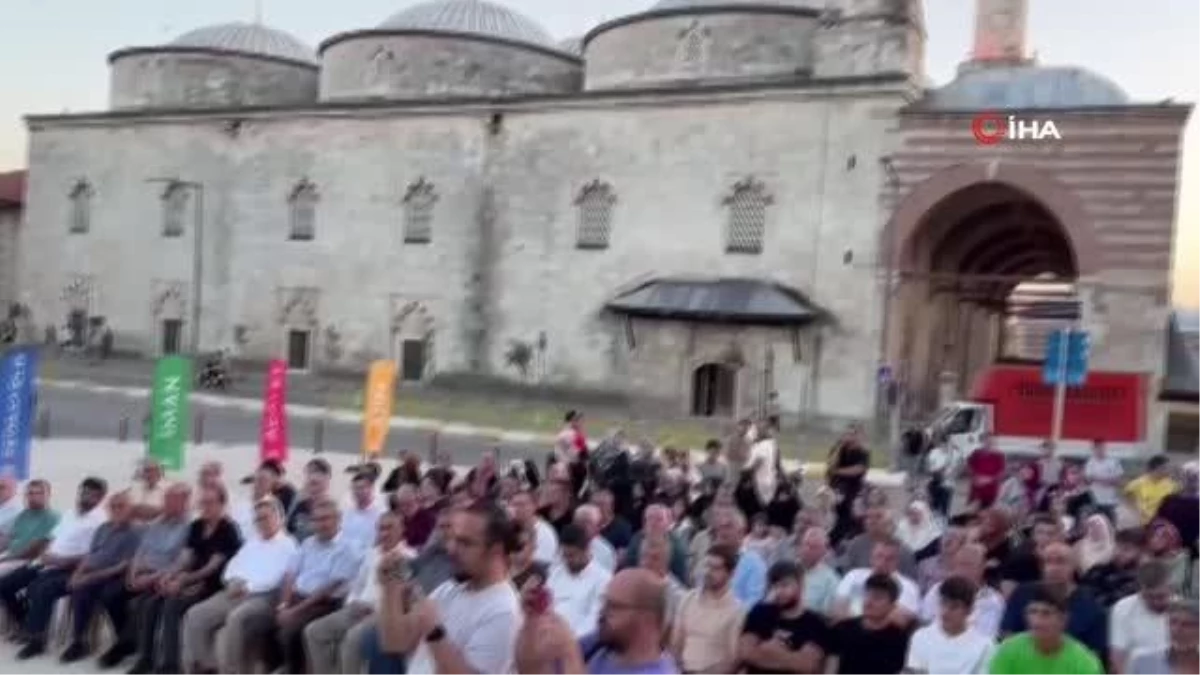 Avrupa ülkelerinde Kur\'an-ı Kerim\'e saldırılar Edirne\'de protesto edildi