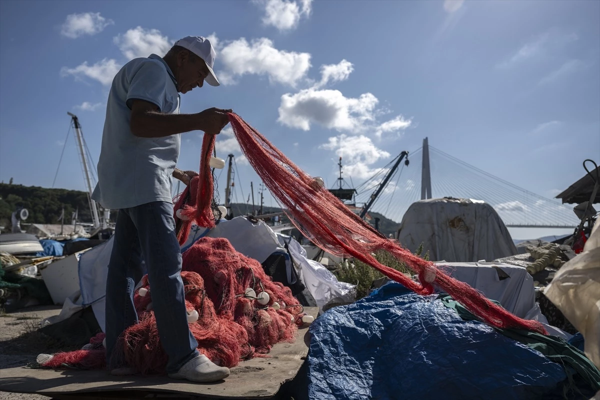 Balıkçılar, av yasağının kalkmasını bekliyor