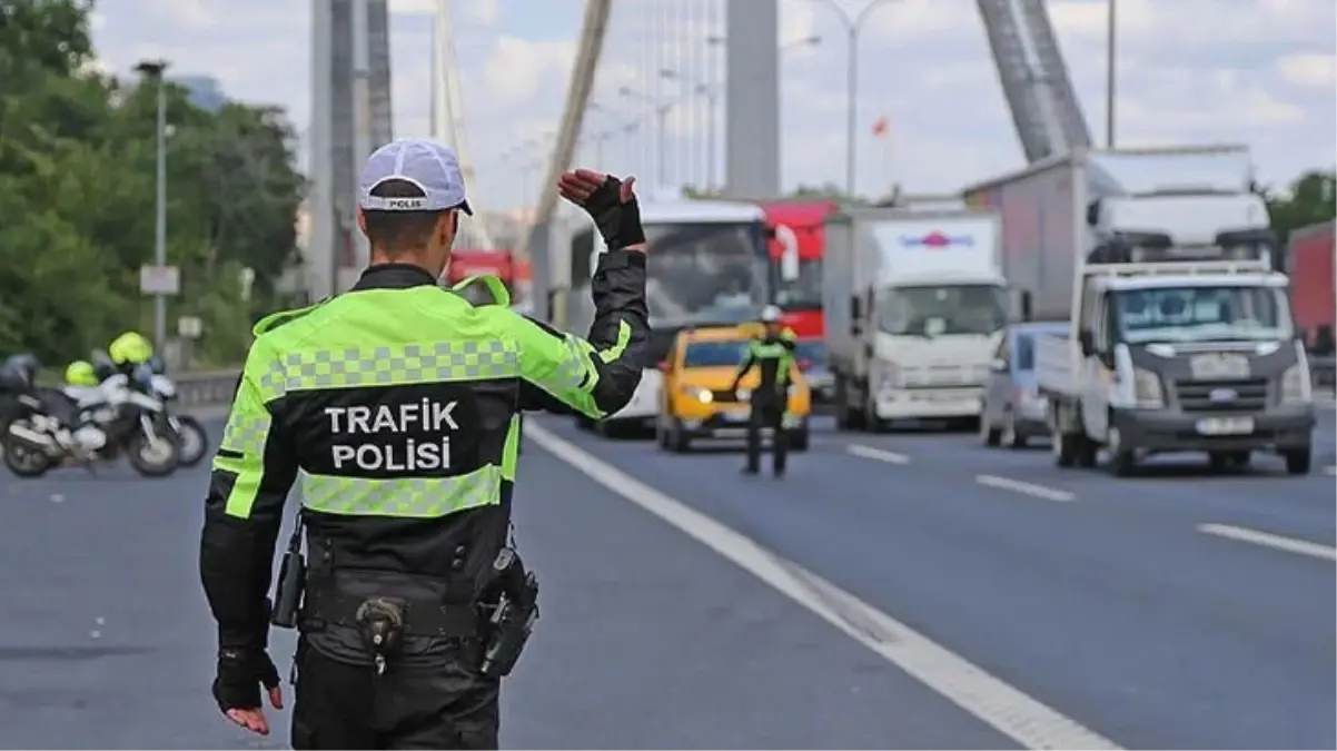 İstanbul\'da Zafer Bayramı provaları nedeniyle bugün bazı yollar trafiğe kapalı olacak