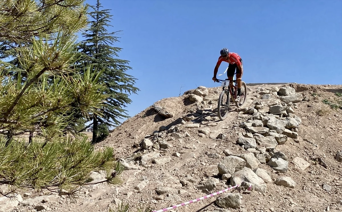 Neşet Ertaş Ulusal Dağ Bisikleti Kupası Kırşehir\'de Tamamlandı