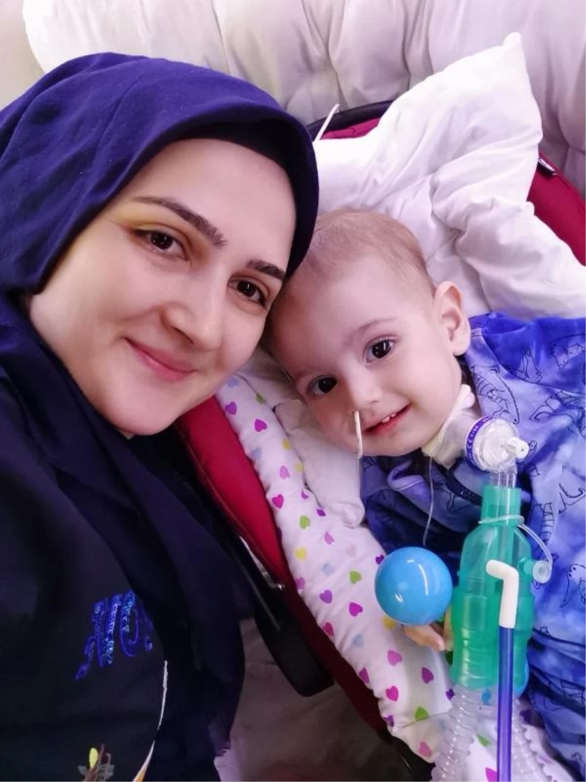 SMA hastası Mehmet Eren\'in Dubai yolculuğu tamamlandı