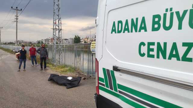 Adana'da sulama kanalında kadın cesedi bulundu Adana'da sulama kanalında kadın cesedi bulundu