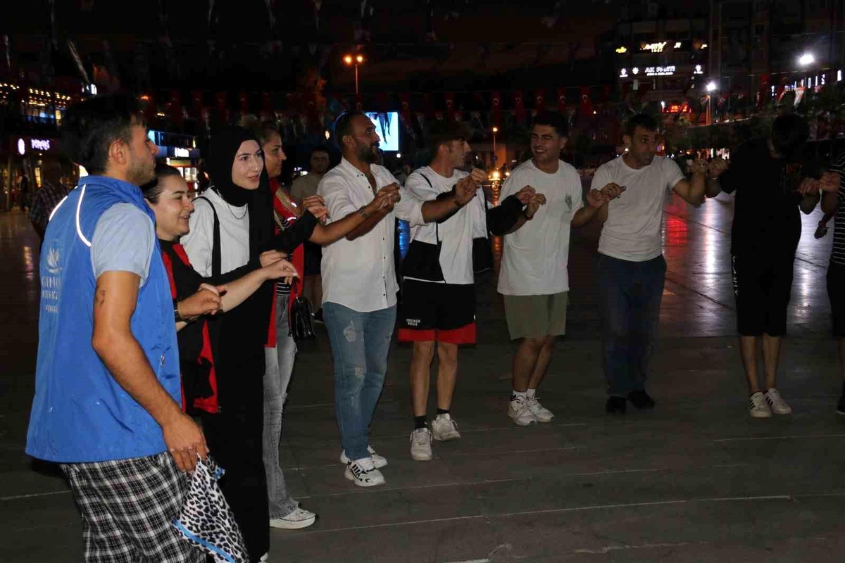 Gençlik ve Spor Bakanlığı Aydın\'da Sosyal Medya Etkinliği Düzenledi