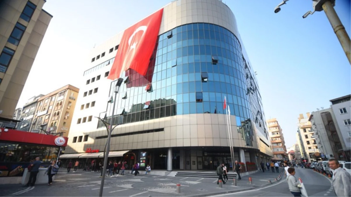 Balıkesir Büyükşehir Belediyesi, kamuda tasarruf genelgesini 41 milyon liralik VIP Hediye Seti ihalesiyle deldi