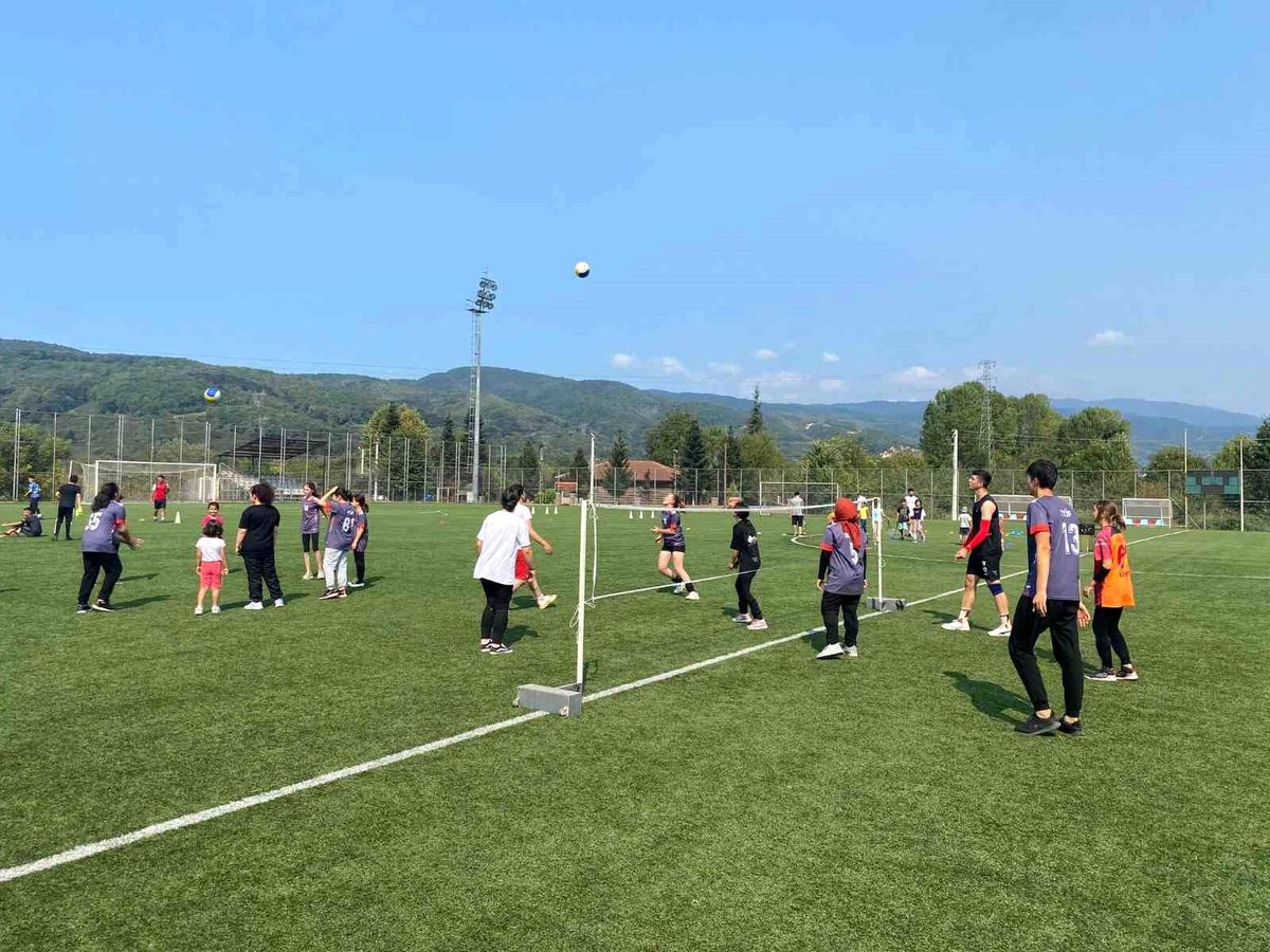 Kaynaşlı Gençlik ve Spor İlçe Müdürlüğü tarafından spor şenliği düzenlendi