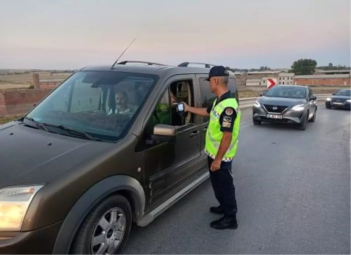 Eskişehir\'de Trafik Denetiminde 396 Sürücüye 610 Bin TL Cezası