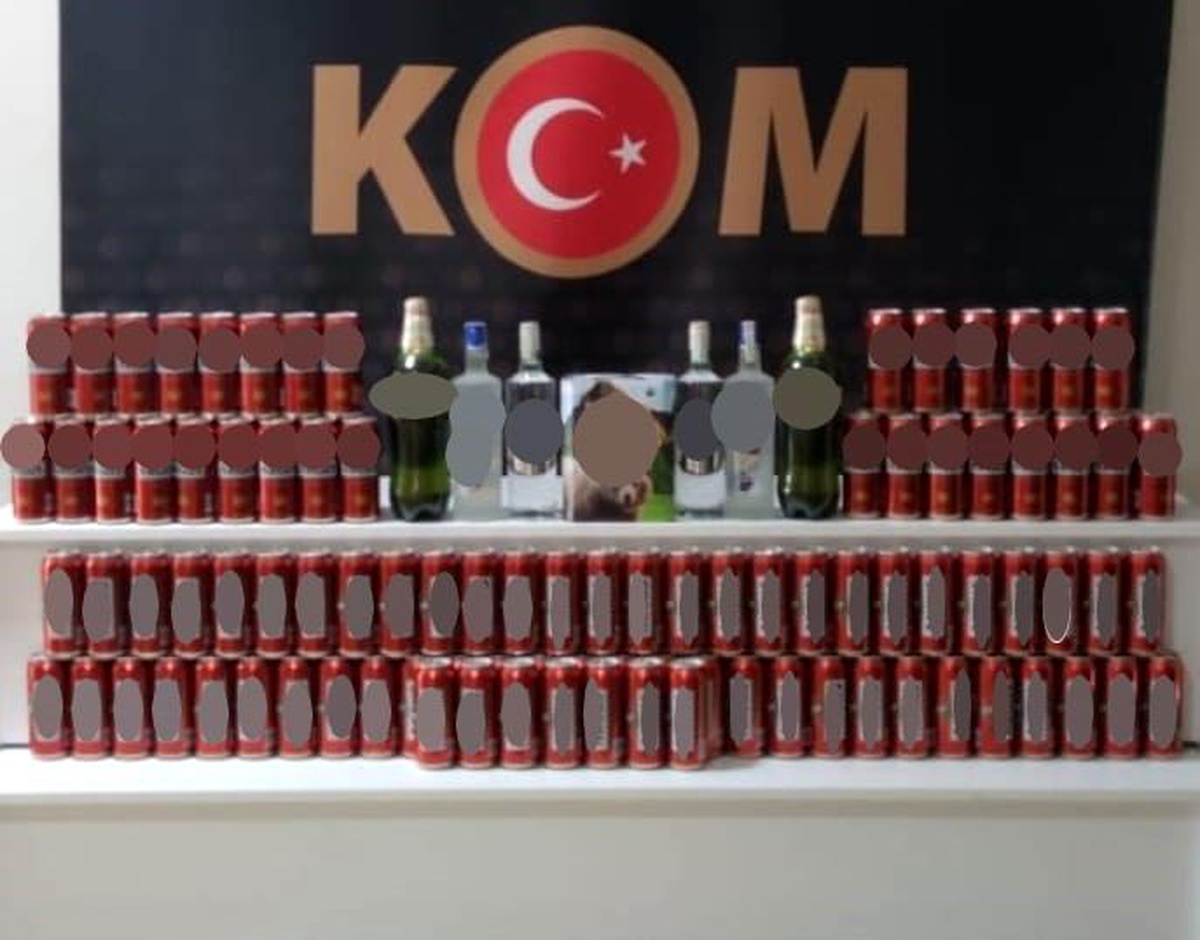 Kırklareli\'de 63 litre kaçak içki ele geçirildi