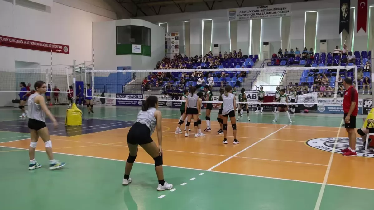 Marmaris Belediyesi tarafından düzenlenen 30 Ağustos Zafer Kupası tamamlandı