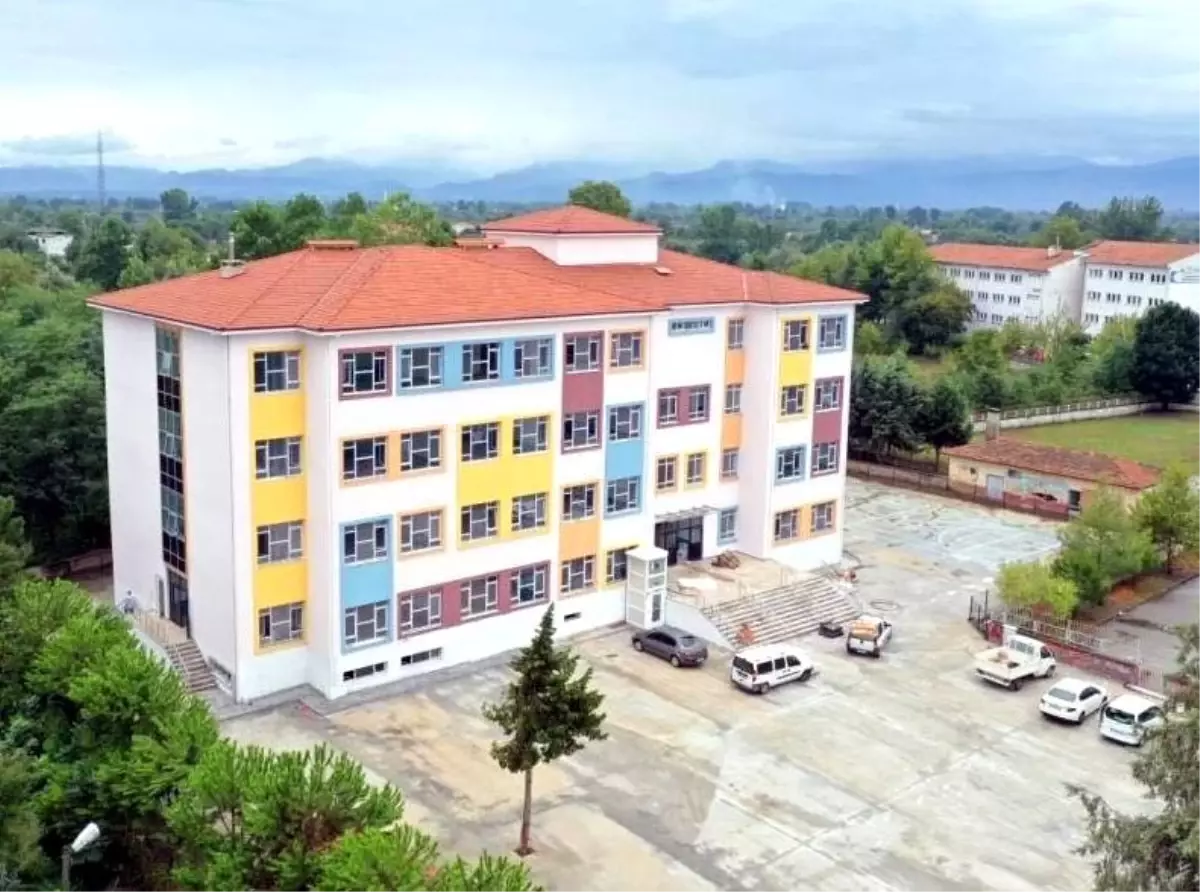 Samsun\'da Okul Servis Ücretlerine Yüzde 60 Zam Talebi