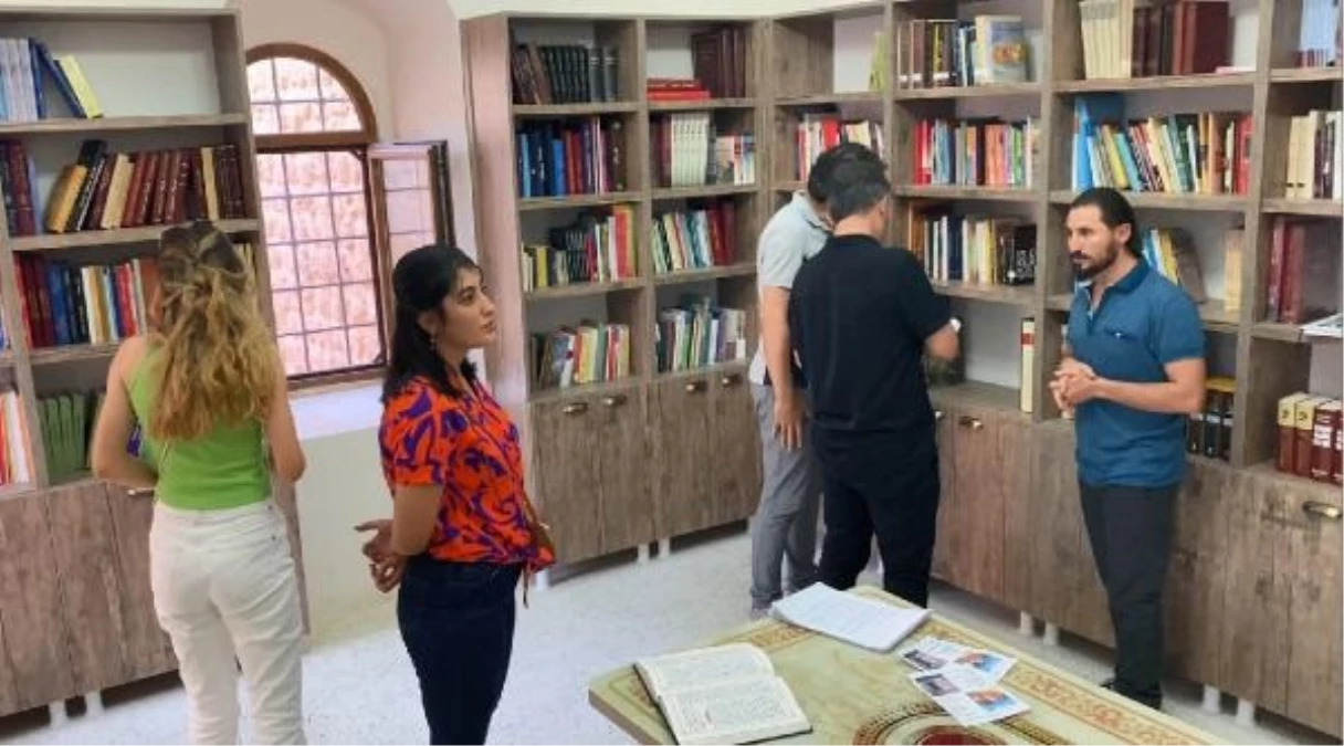 Mardin\'de Türkiye\'nin İlk Süryani Kütüphanesi Açıldı