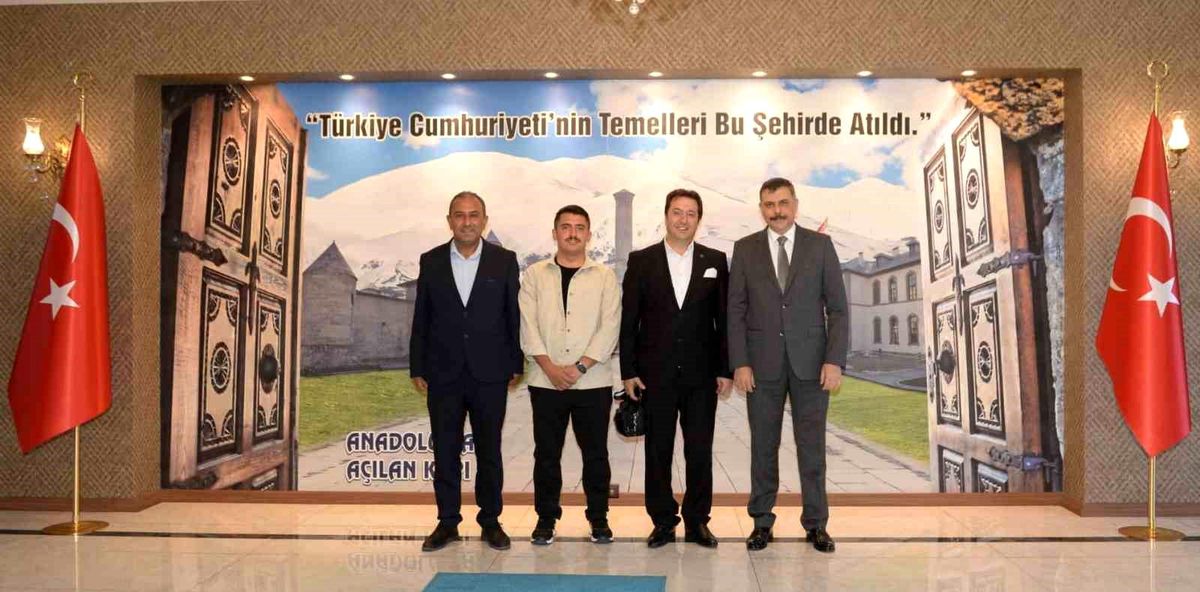 Erzurum Valisi Mustafa Çiftçi, İHA ekibini kabul etti