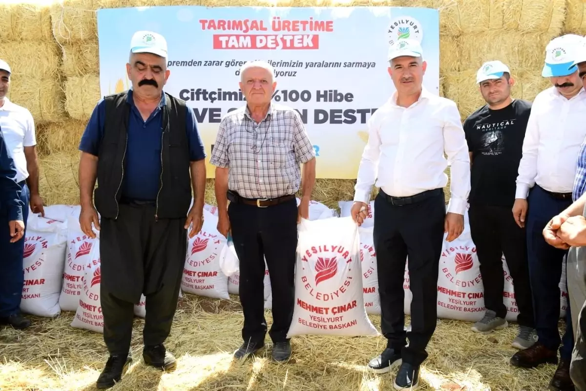 Yeşilyurt\'ta depremzede üreticilere tarımsal destek