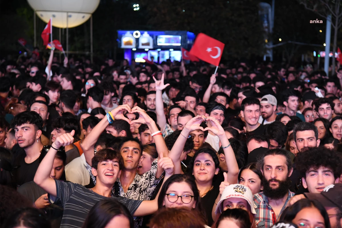 Kadıköy Belediyesi 30 Ağustos Zafer Bayramı\'nda Konserler Düzenliyor