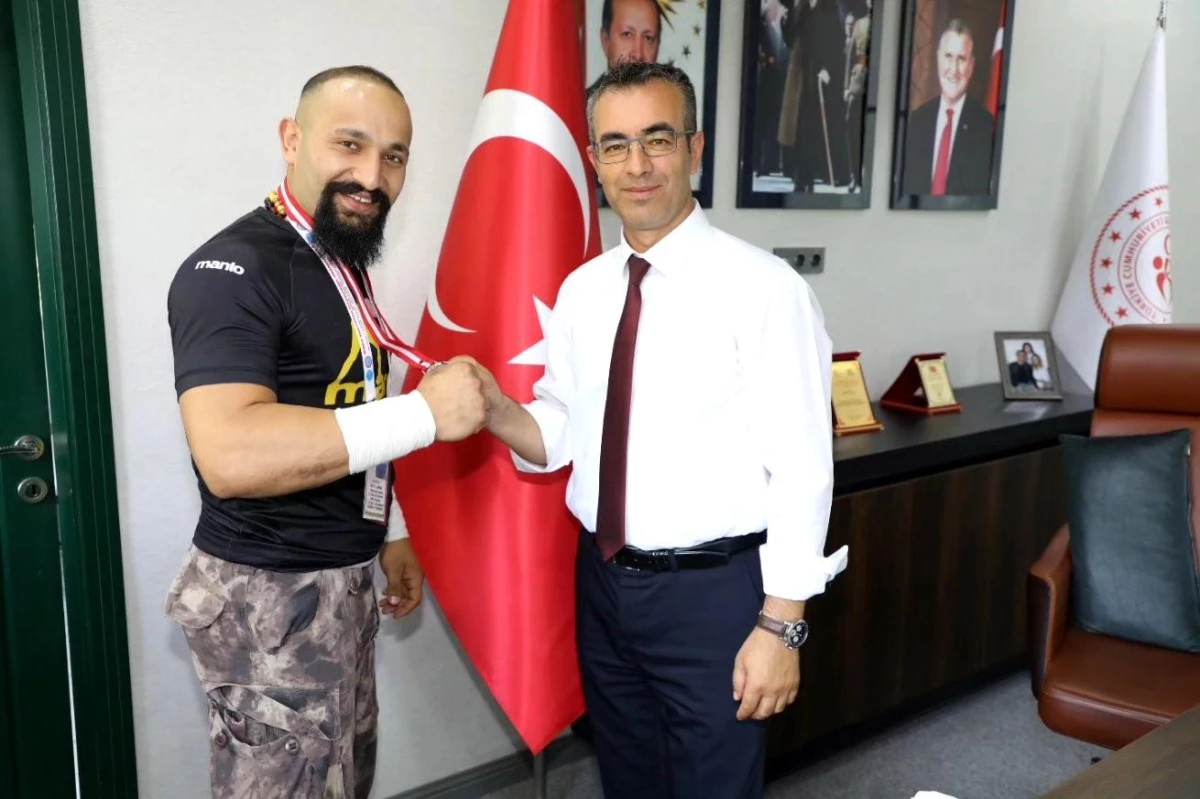 Ağrı'nın ilk Jiu Jitsu sporcusu Hüseyin Taşdemir Milli Takım'a seçildi
