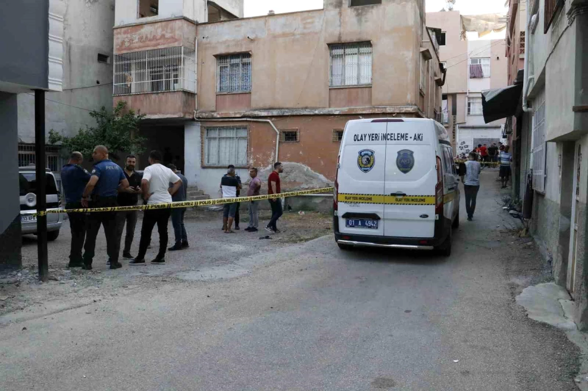 Adana\'da uyuşturucu bağımlısı bir kişi ailesini vurdu