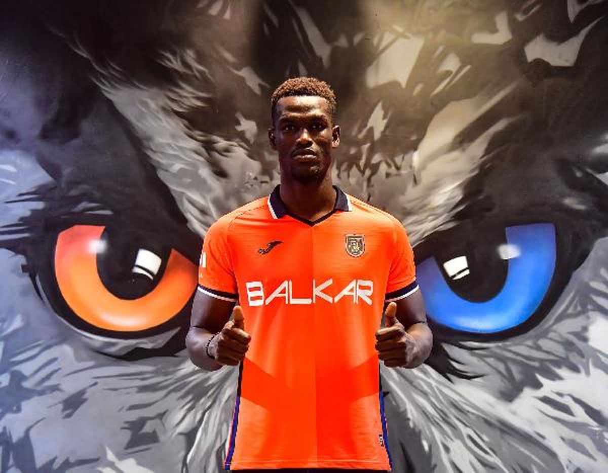 Başakşehir, Olympiakos\'tan Ousseynou Ba\'yı kiraladı