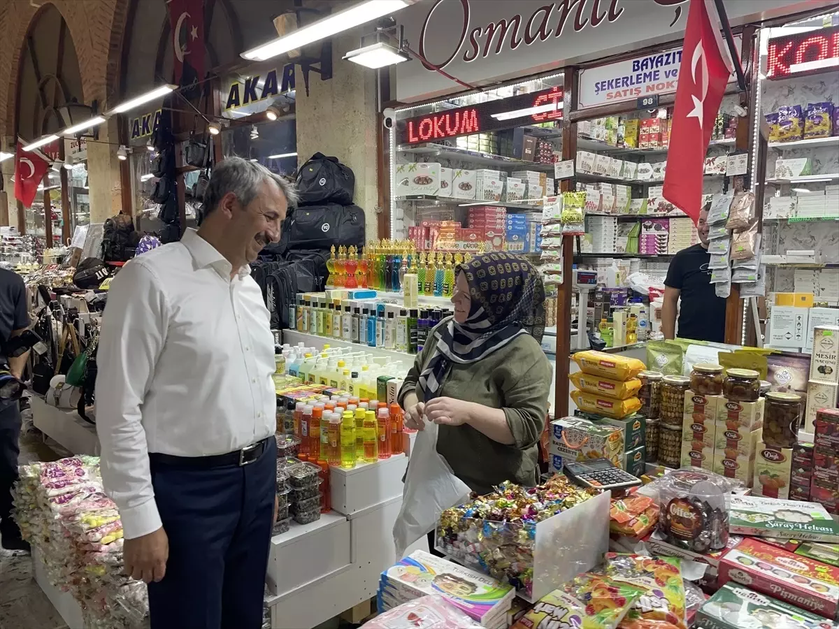 Edirne Valisi Yunus Sezer, trafiğin yoğun olduğu bölgelerde incelemelerde bulundu