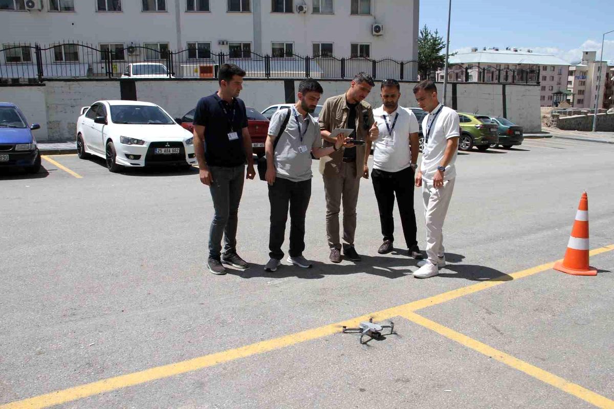 Aras Elektrik, elektrik hatlarının bakımında drone kullanıyor