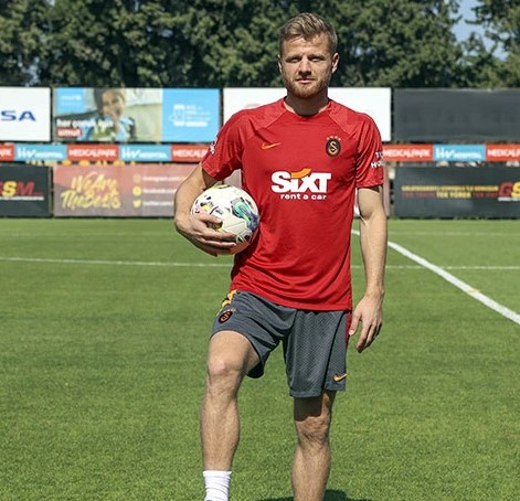 Galatasaray'ın Orta Saha Oyuncusu Midtsjö, Pendikspor'a Transfer Oluyor