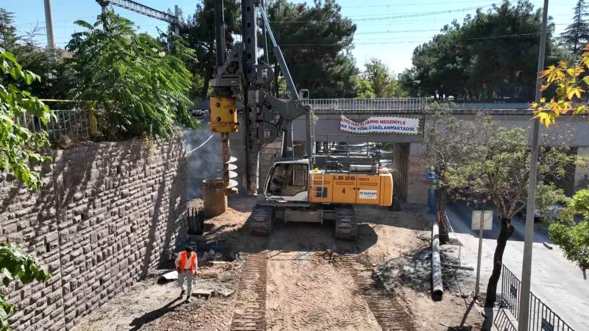 KONYARAY Banliyö Hattı\'nda çalışmalar devam ediyor