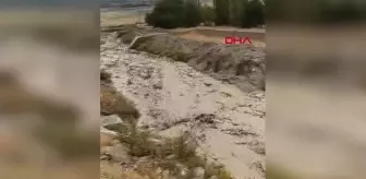 Erzincan'da Şiddetli Sağanak Sele Neden Oldu