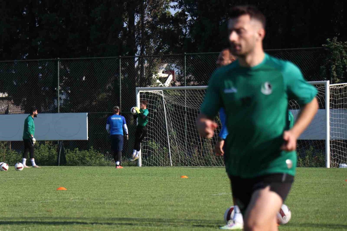 Sakaryaspor, Bandırmaspor maçı için hazırlıklarını sürdürüyor