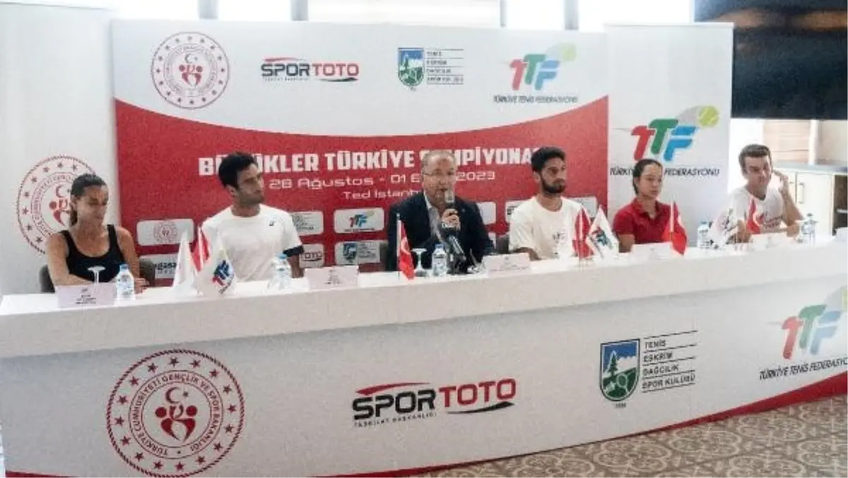 Tenis Federasyonu Başkanı Durmuş: Türkiye\'nin her bölgesinde birçok turnuvamız devam ediyor