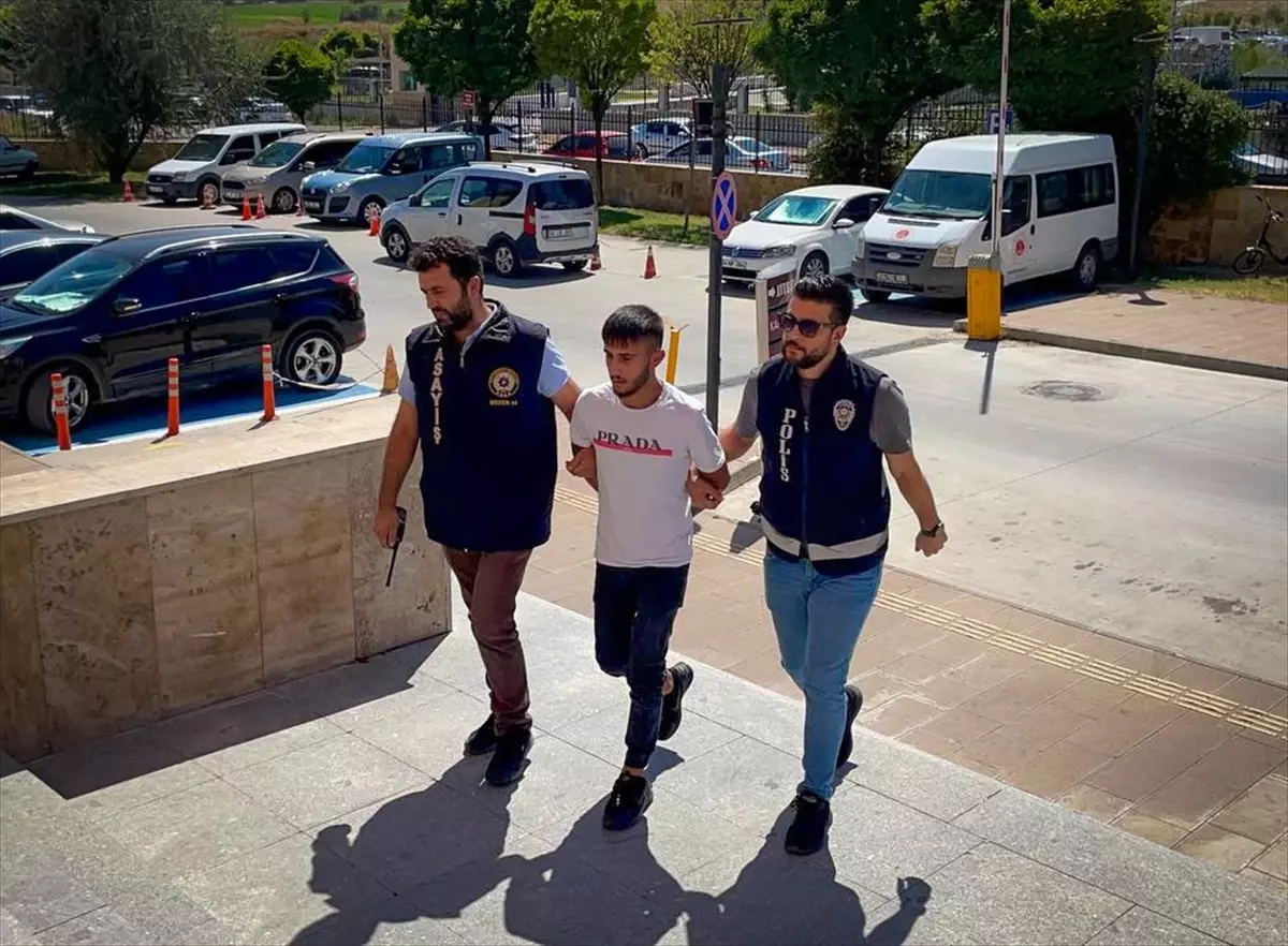 Uşak'ta Borç Tartışması Sonucu Adam Öldürüldü