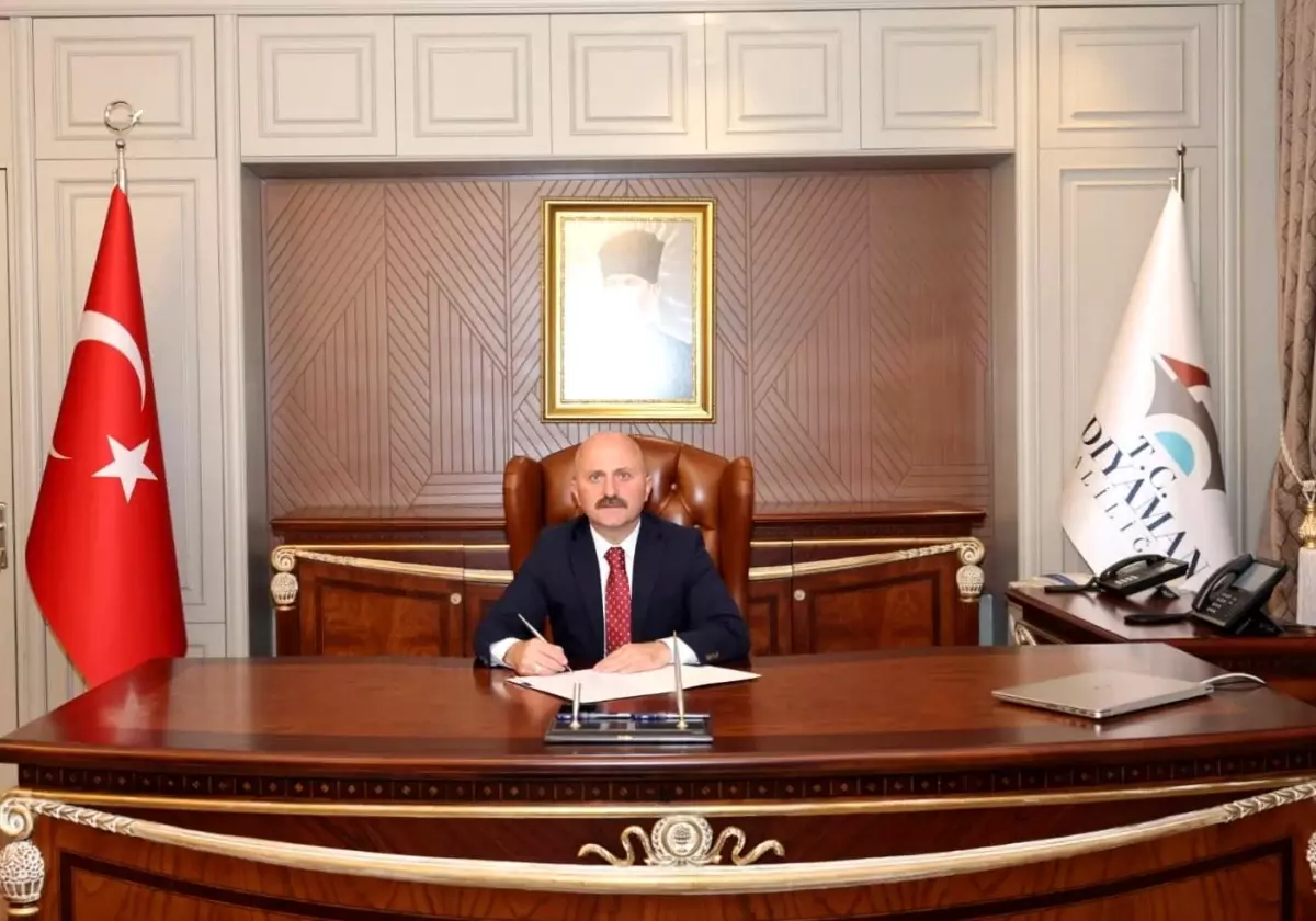 Adıyaman Valisi Varol\'dan 30 Ağustos Zafer Bayramı mesajı