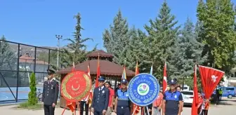 Gölbaşı ve Kahta'da Zafer Bayramı törenleri düzenlendi