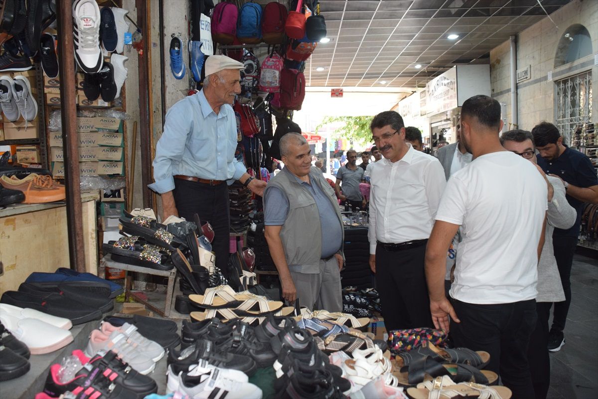AK Parti Batman Milletvekili Ferhat Nasıroğlu, esnaf ve vatandaşları ziyaret etti