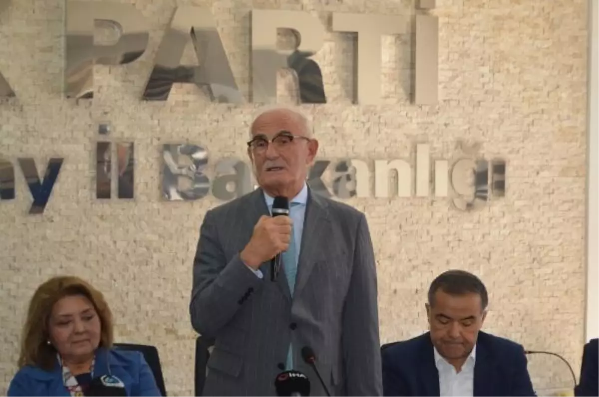 AK Parti Yerel Yönetimlerden Sorumlu Genel Başkan Yardımcısı Yusuf Ziya Yılmaz: \'Biz 31 Mart tarihindeki seçimlere 4,5 yıl önce başladık\'