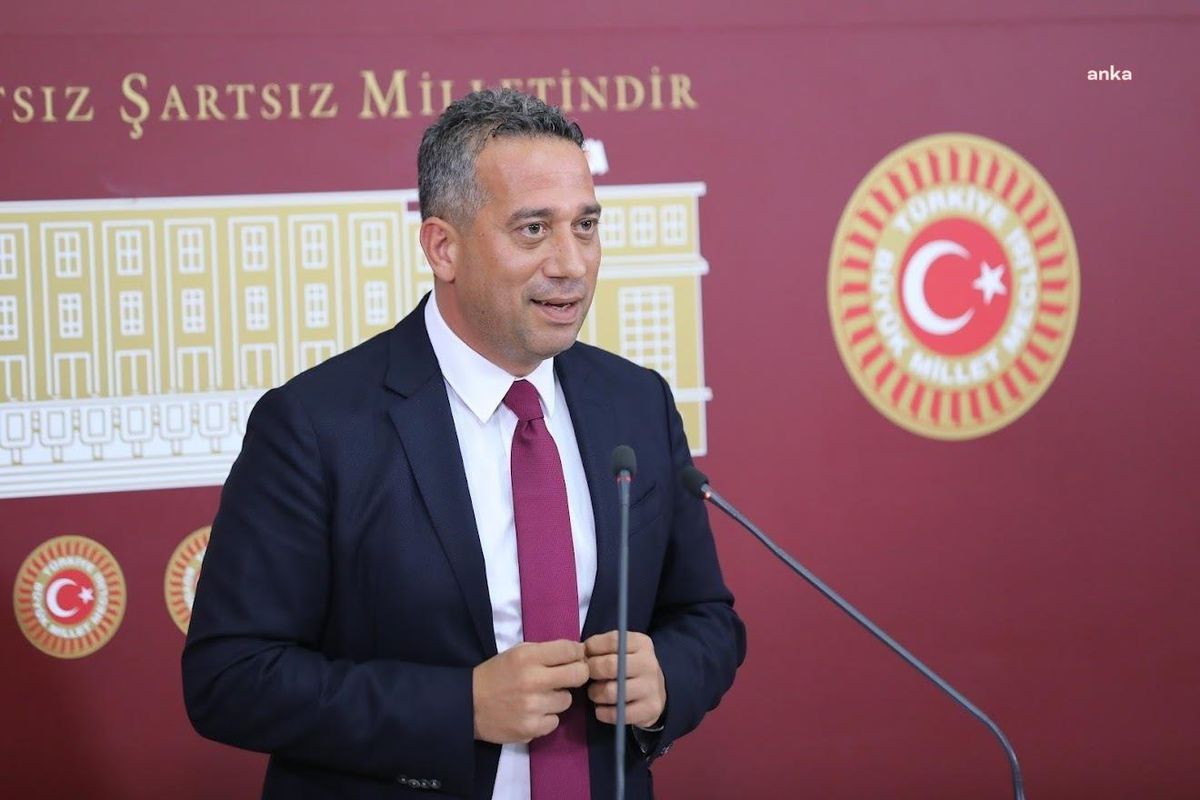 CHP Grup Başkanvekili Ali Mahir Başarır 30 Ağustos Zafer Bayramı\'nı kutladı