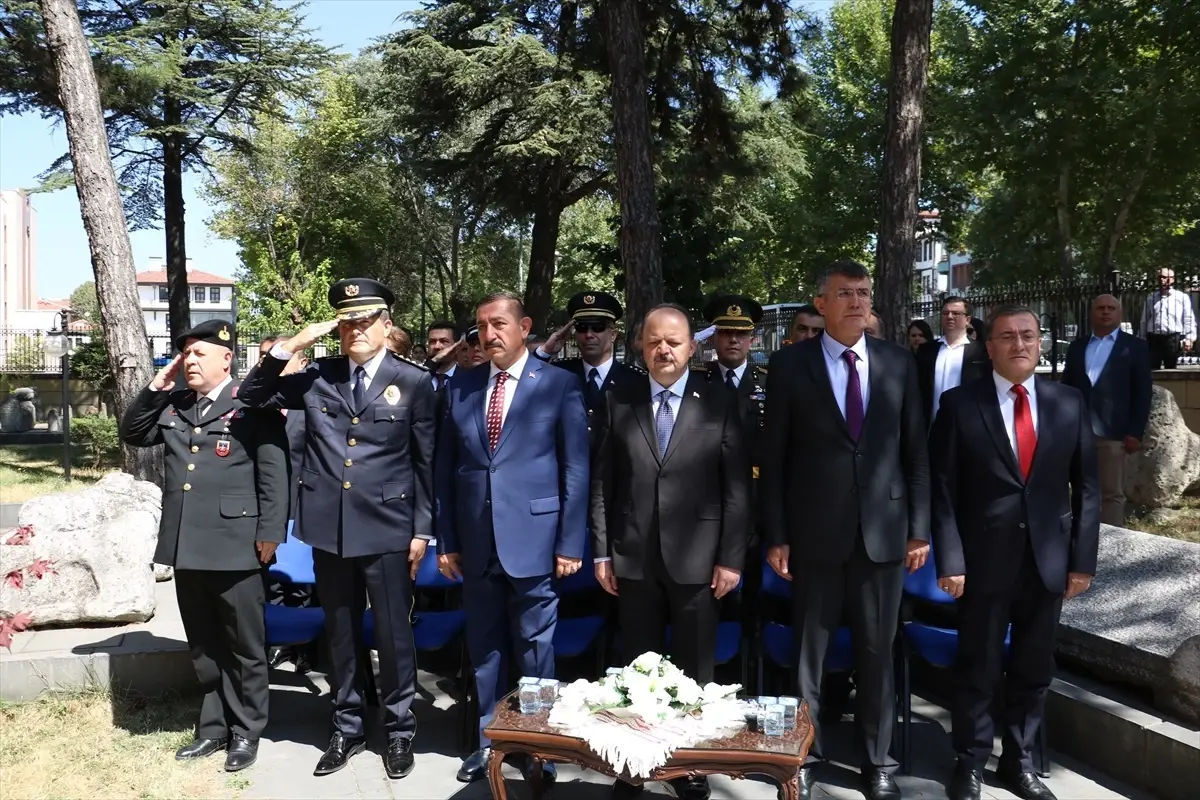 Atatürk\'ün Kastamonu\'ya Gelişi ve Şapka İnkılabı Törenle Kutlandı