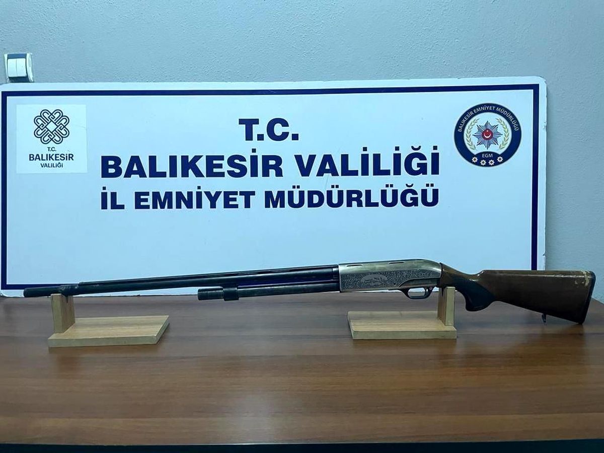 Balıkesir\'de Asayiş Operasyonu: 15 Şahıs Gözaltına Alındı