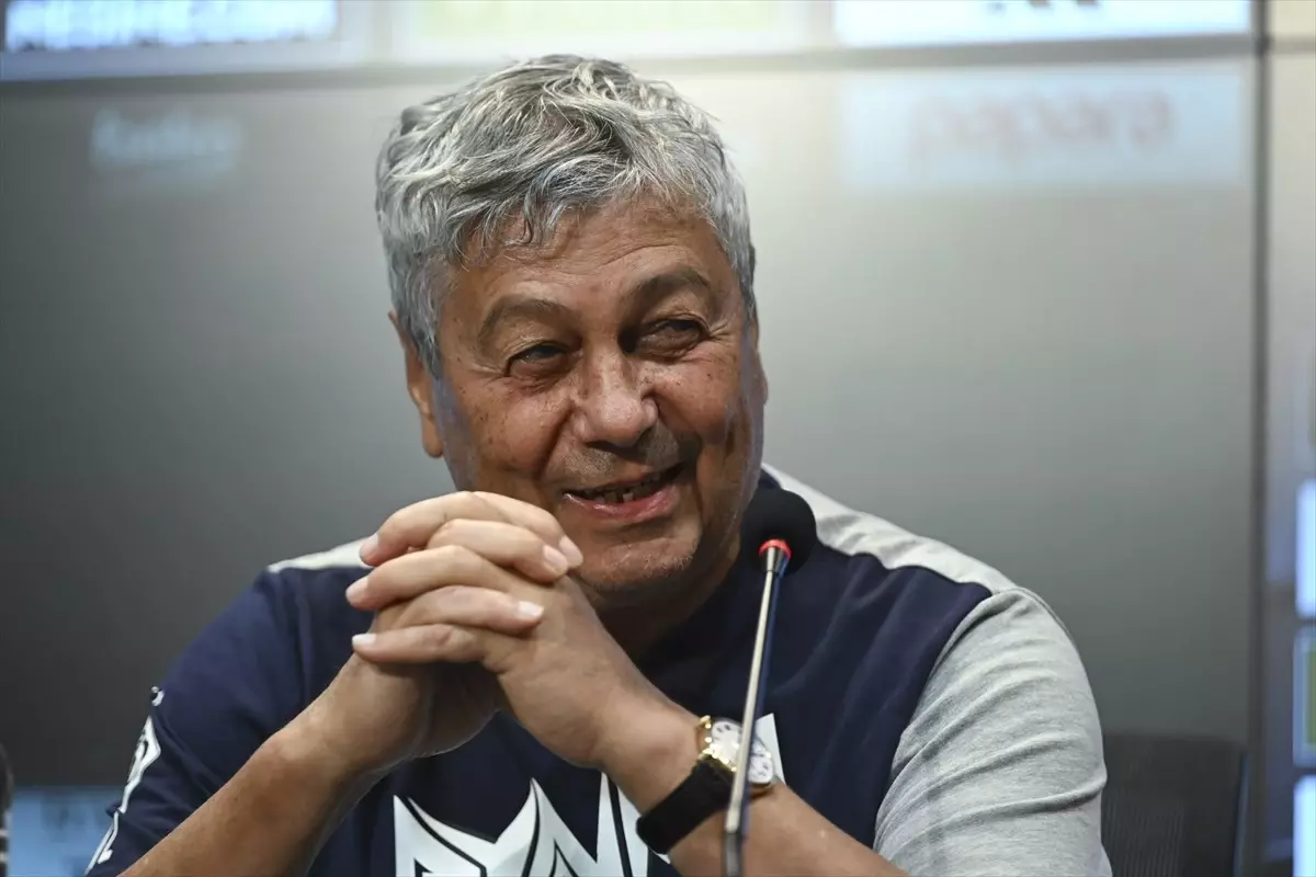 Dinamo Kiev Teknik Direktörü Lucescu: Beşiktaş\'a karşı zorlu bir atmosferde mücadele edeceğiz