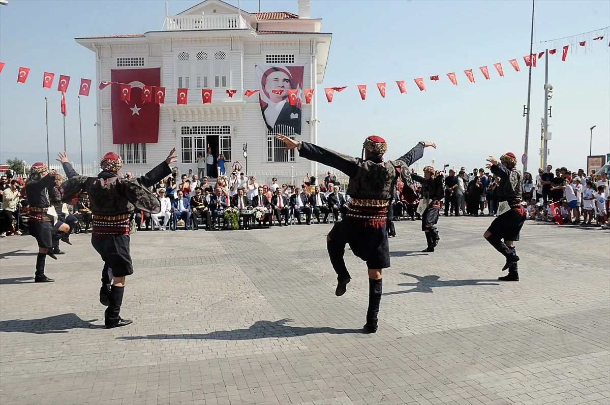 Bursa ve ilçelerinde 30 Ağustos Zafer Bayramı kutlamaları
