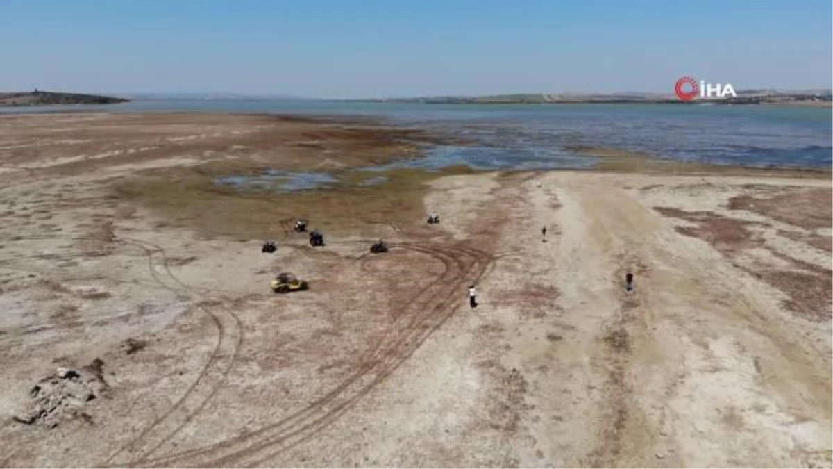 Büyükçekmece Gölü\'nde ATV Motorcuları Tur Atıyor