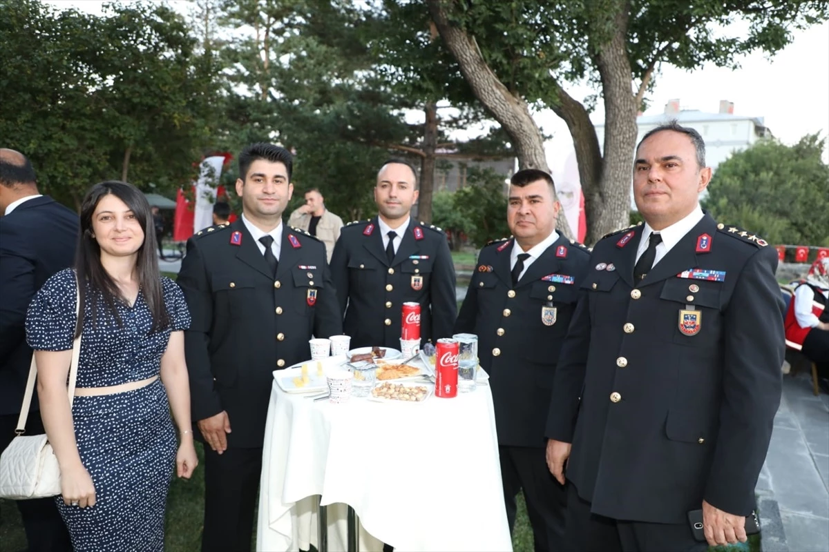 Doğu Anadolu\'da 30 Ağustos Zafer Bayramı resepsiyonu verildi