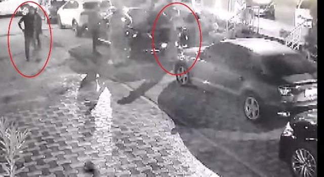 Diyarbakır'da eğlence merkezinden çıkan kadın, silahla ayaklarından vuruldu Diyarbakır'da eğlence merkezinden çıkan kadın, silahla ayaklarından vuruldu