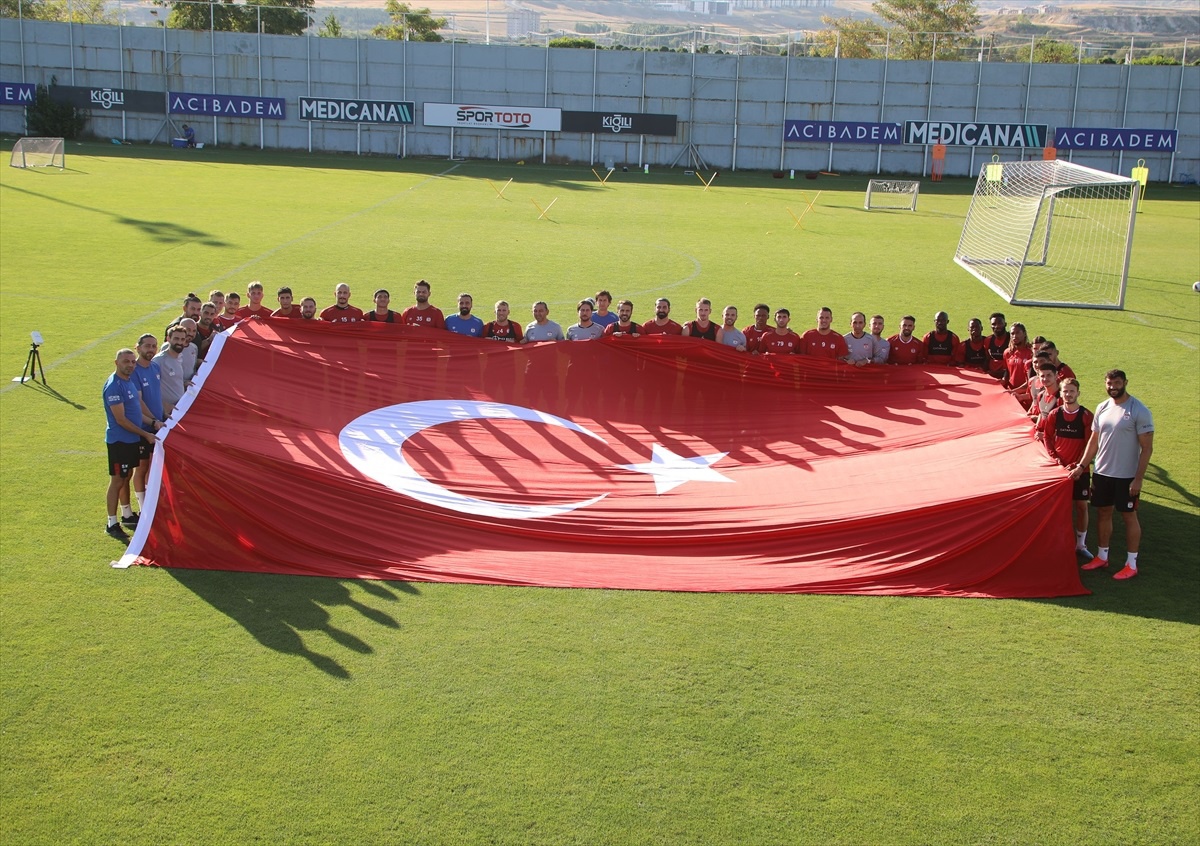EMS Yapı Sivasspor, Beşiktaş maçı için hazırlıklarını sürdürüyor