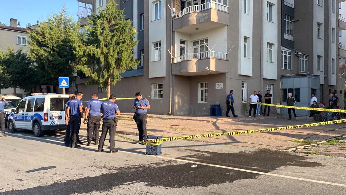Kayseri\'de tüfekle vurulan şahıs bacağından yaralandı