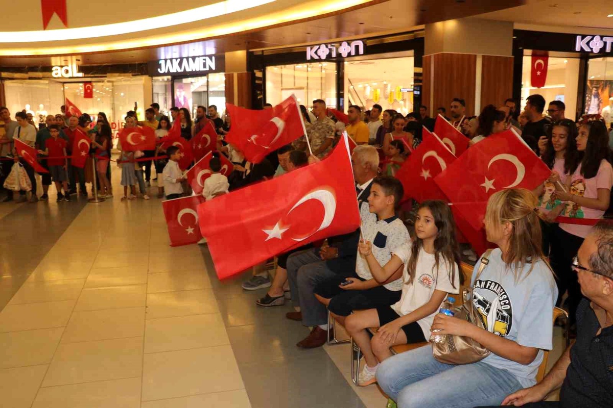 Malatya\'da 30 Ağustos Zafer Bayramı Kutlamaları