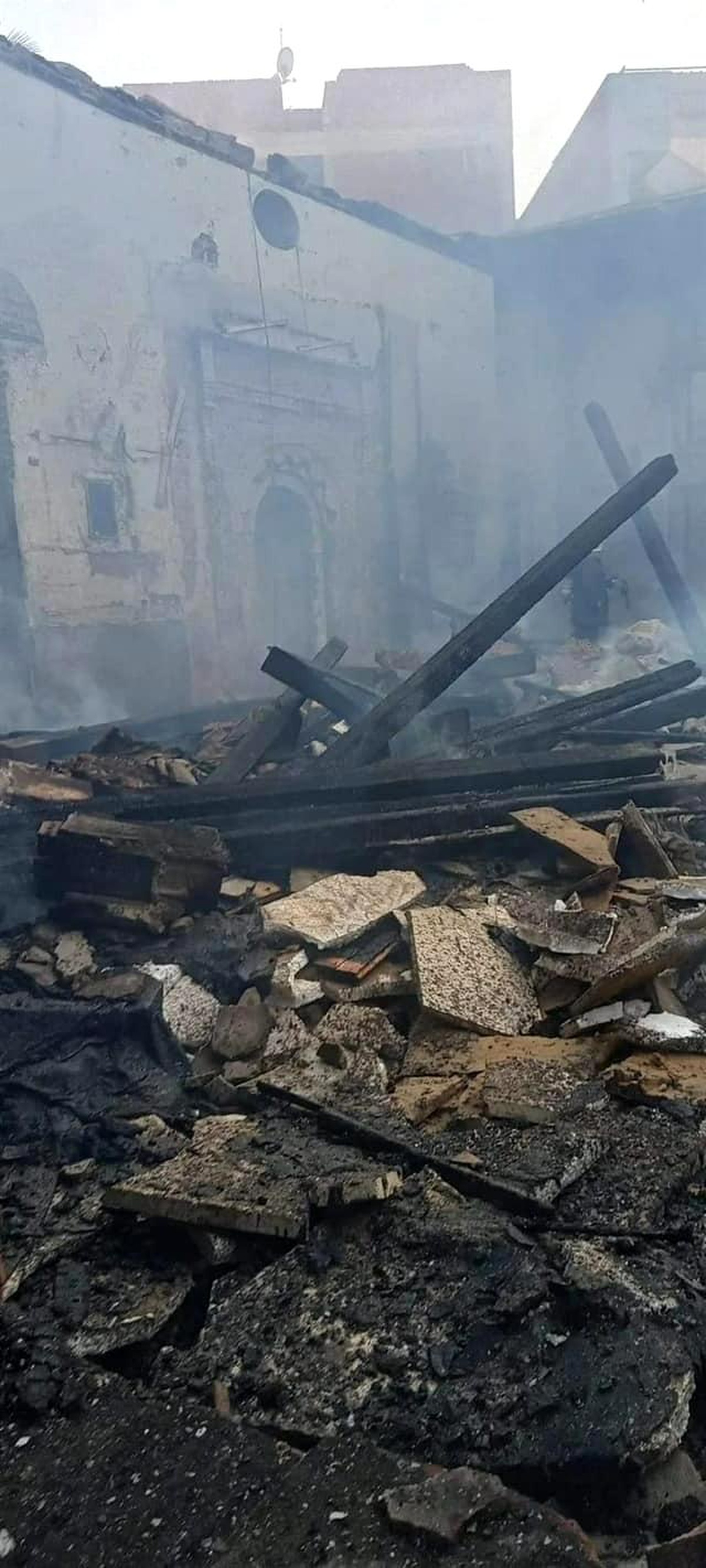 Mısır\'da Tarihi Hilal Bey Camii Alevlere Teslim Oldu