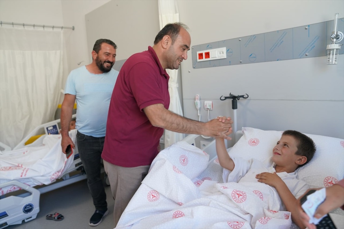 Muğla Seydikemer\'de Toplu Sünnet Şöleni Başladı