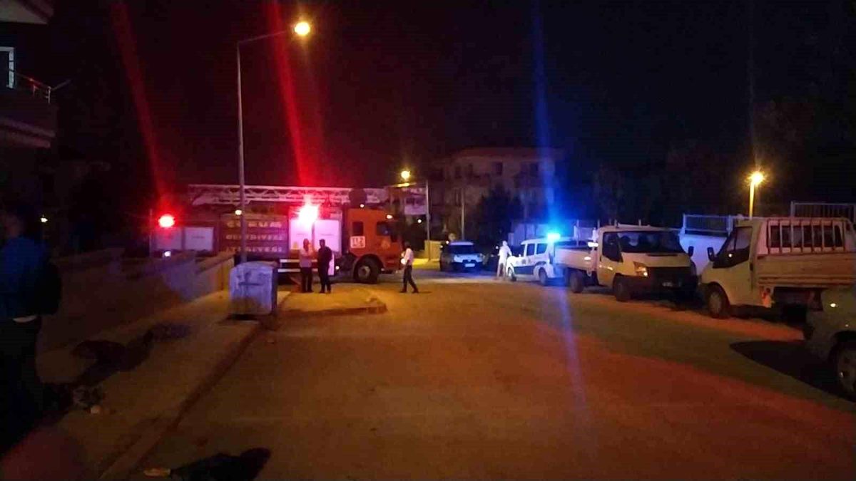 Çorum\'da Komşularına Sinirlenen Kişi Eşyaları Yakarak Gözaltına Alındı