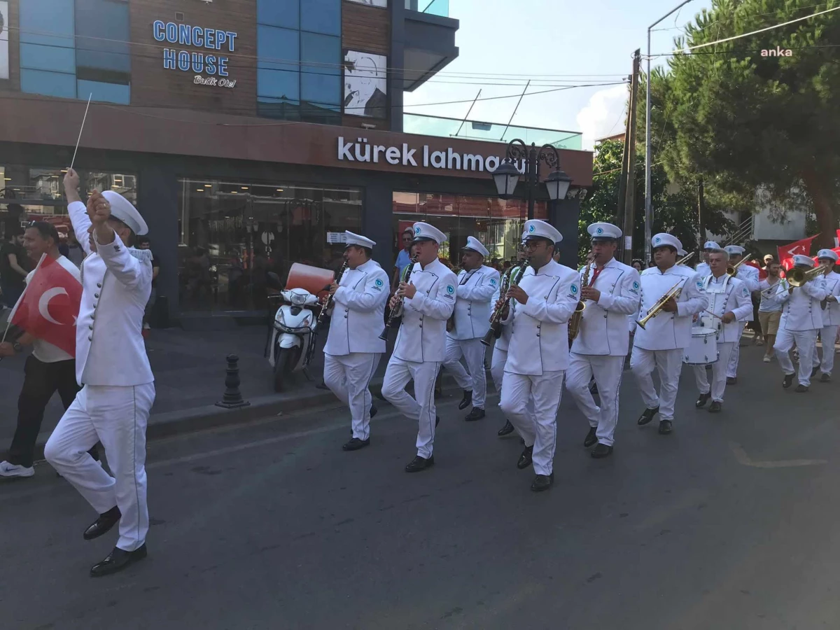 Tekirdağ Büyükşehir Belediyesi 30 Ağustos Zafer Bayramı\'nı Bando Gösterisiyle Kutladı
