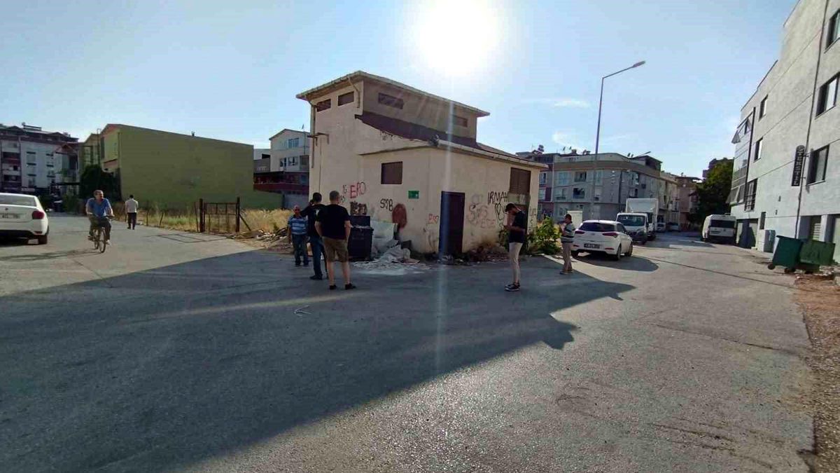 Bursa\'da Trafoya Giren Kişi Elektrik Çarpması Sonucu Yaralandı