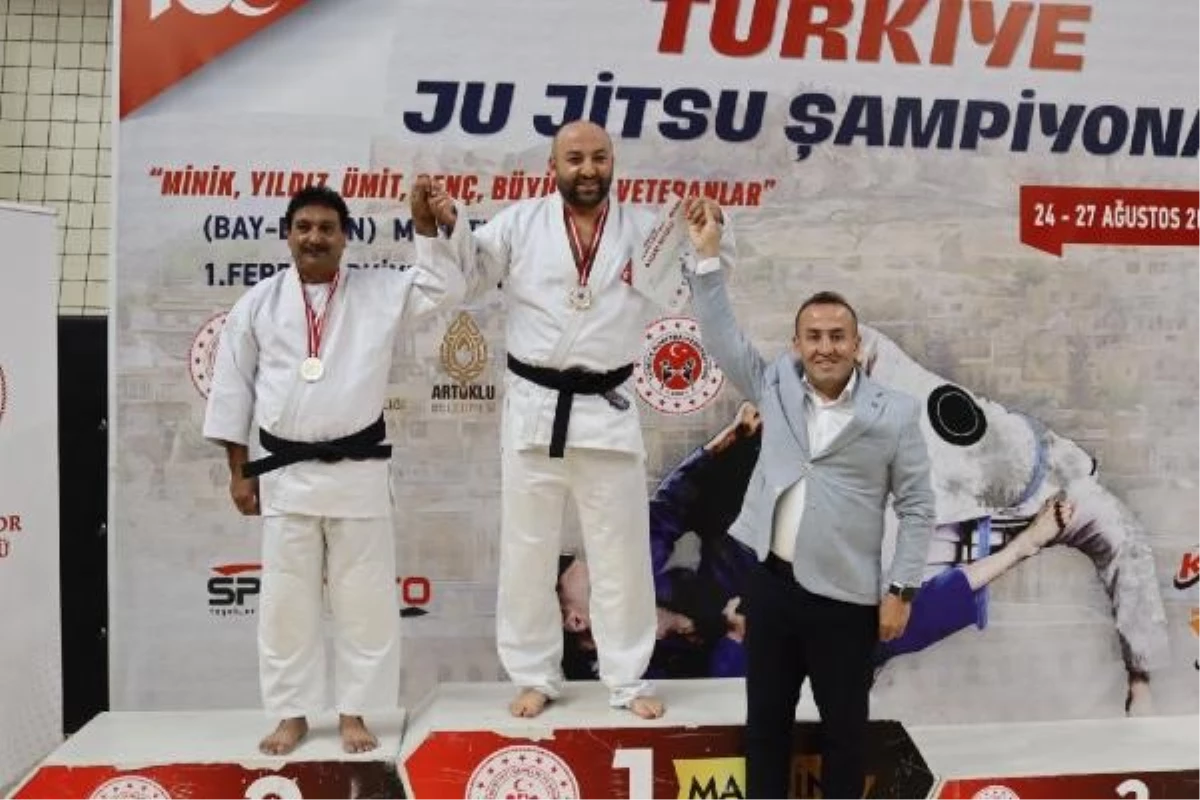 Mardinli Sporcular Türkiye 1. Ferdi Ju Jitsu Şampiyonası\'nda Rekor Kırdı
